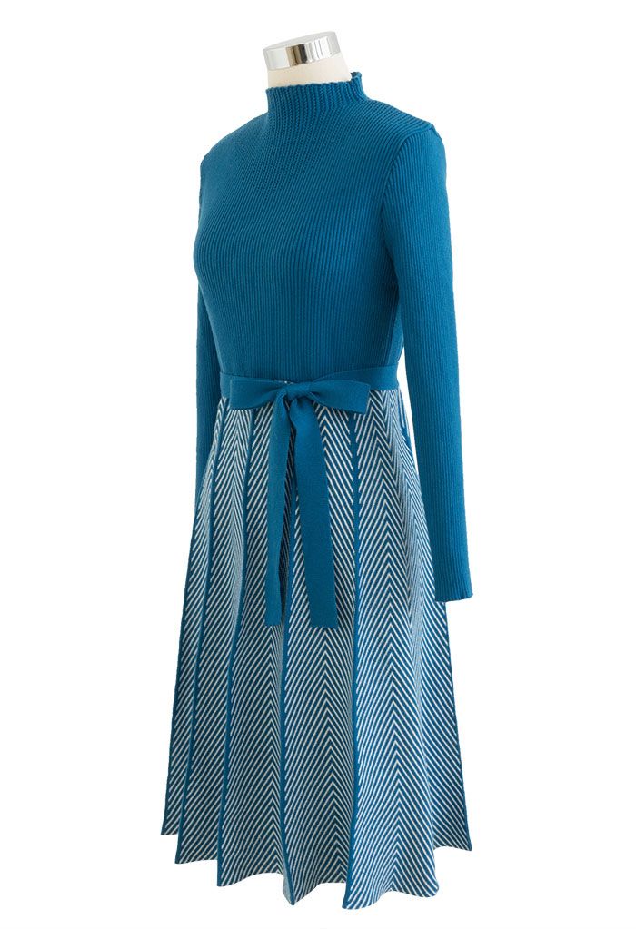 Herringbone Print Mock Neck Belted Knit Dress in Indigo