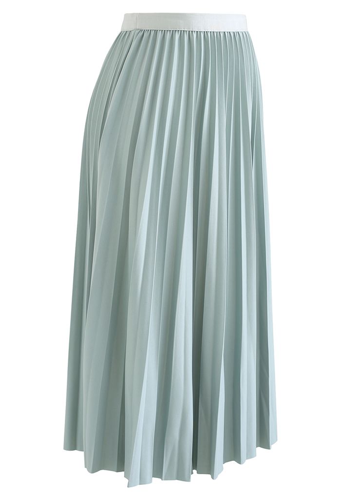 Simplicity Pleated Midi Skirt in Light Blue