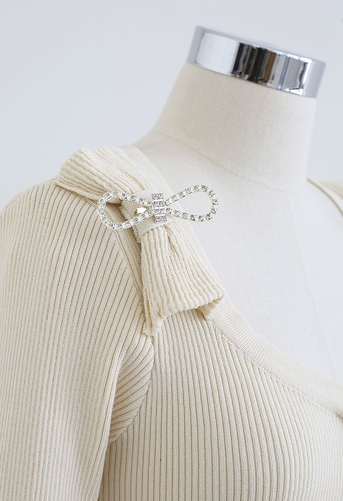 Brooch Bowknot Mesh Spliced Knit Midi Dress in Cream