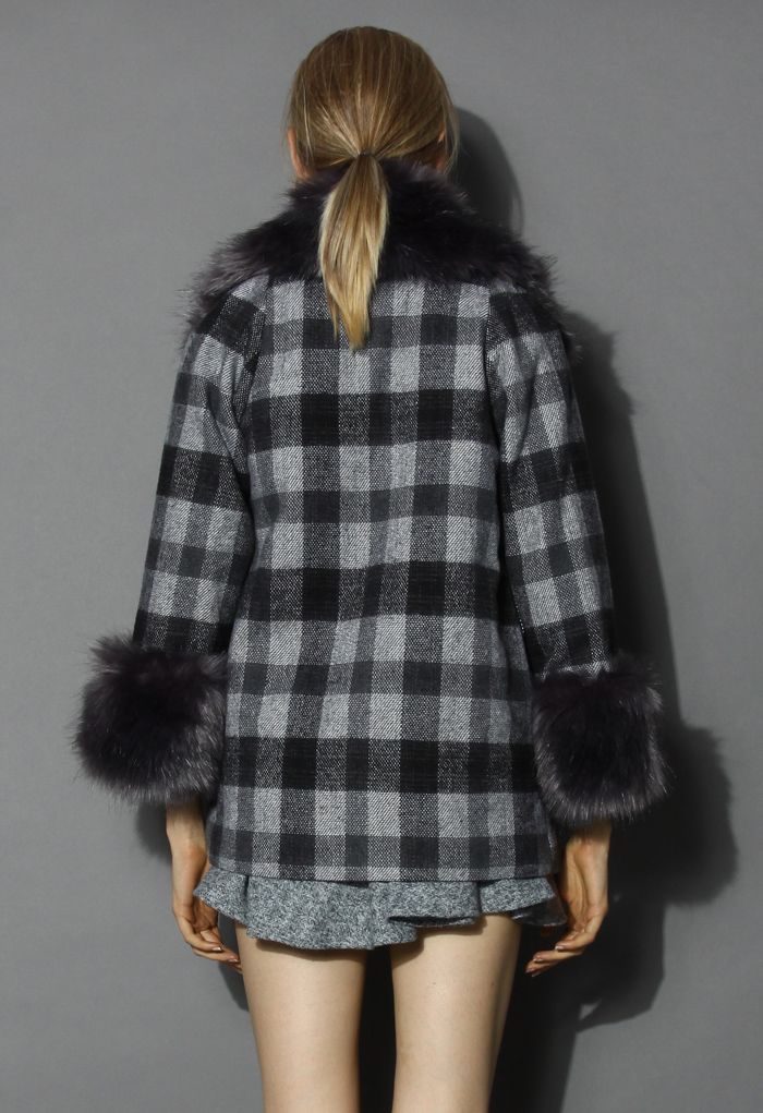 Classy Check Print Wool Coat with Fur Trimming