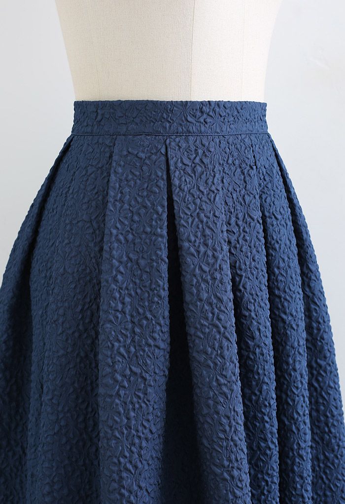 Bubble Embossed Pleated Skirt in Navy