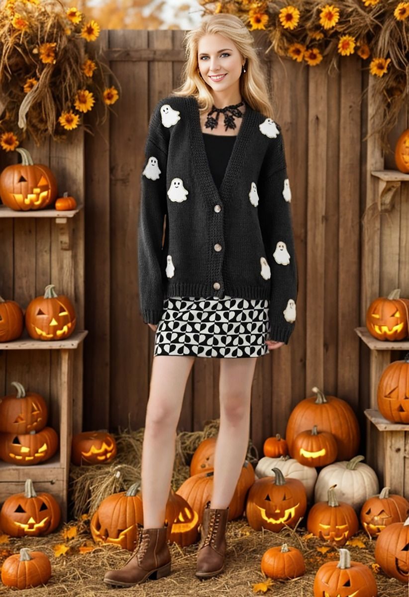 Halloween Ghost Patch Buttoned Knit Cardigan in Black
