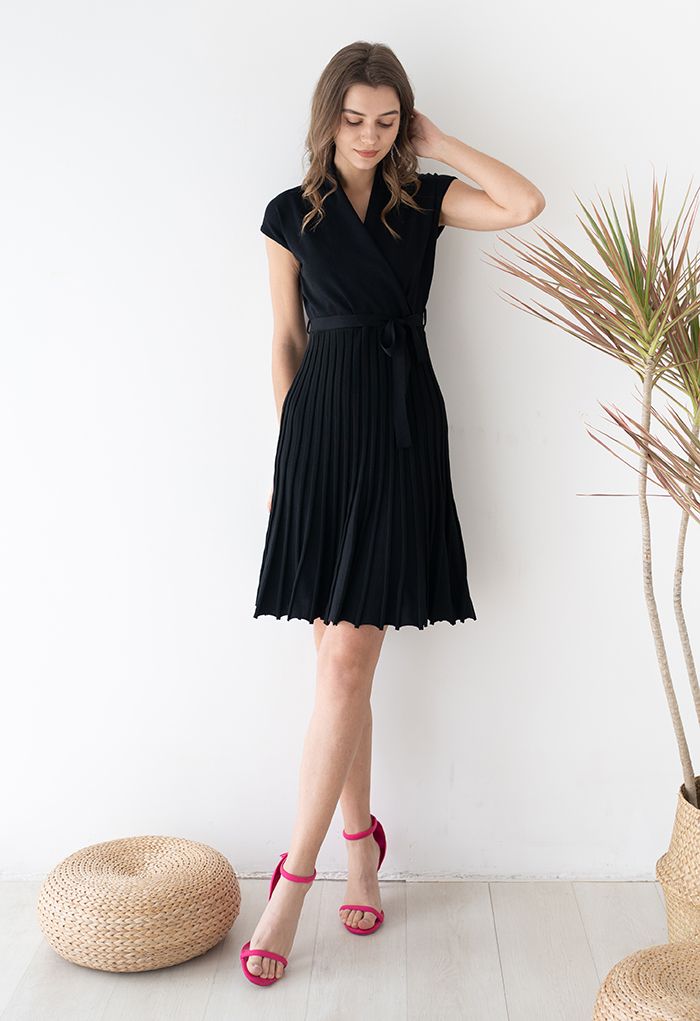Pleated Sleeveless Wrapped Knit Dress in Black