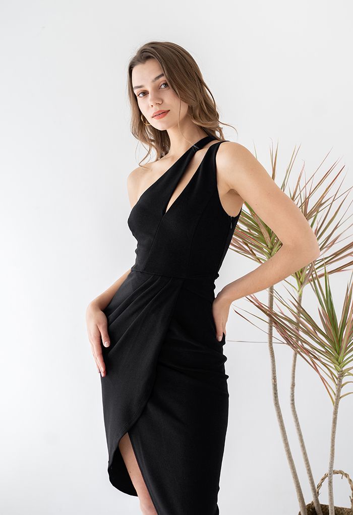 Cutout One-Shoulder Flap Bodycon Dress in Black - Retro, Indie and ...