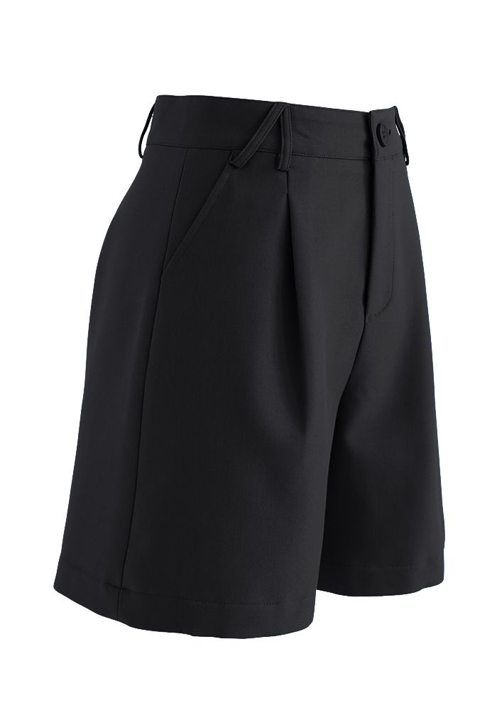 Triangle Belt Loop Textured Shorts in Black
