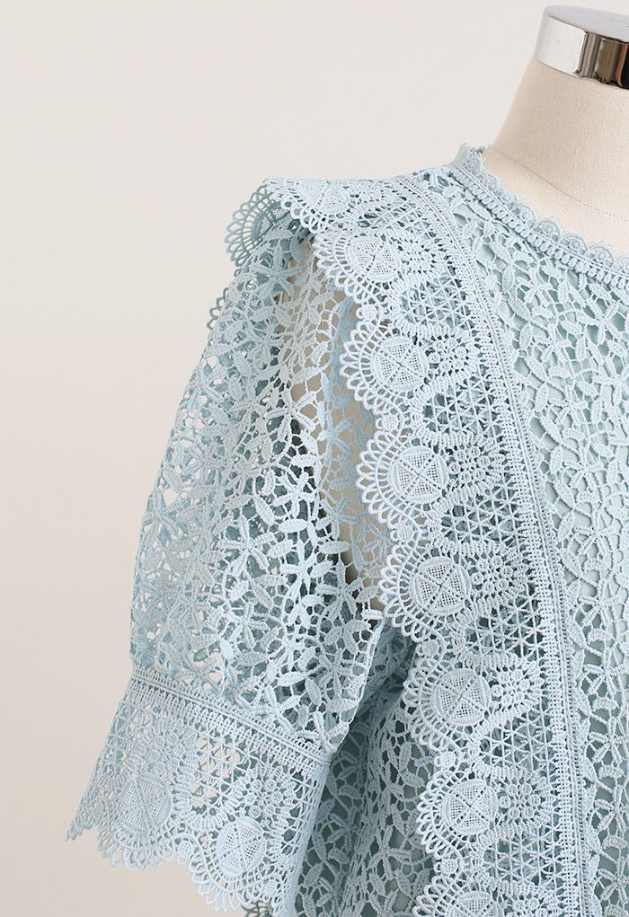 Floret Cutwork Scalloped Edge Crochet Top in Blue