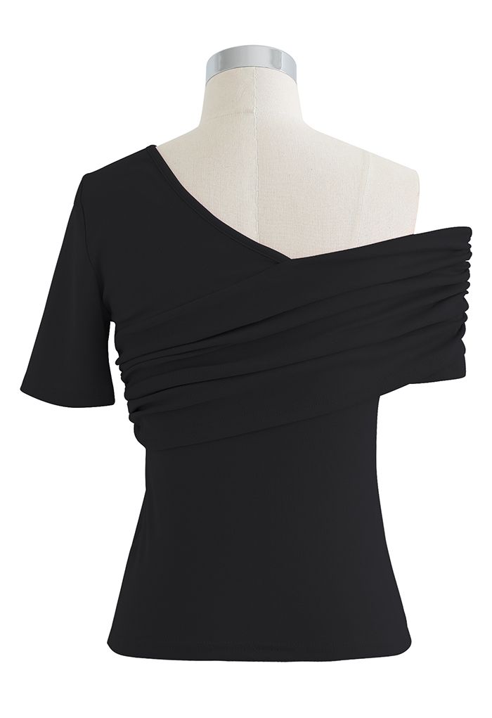 Oblique One-Shoulder Short Sleeve Top in Black