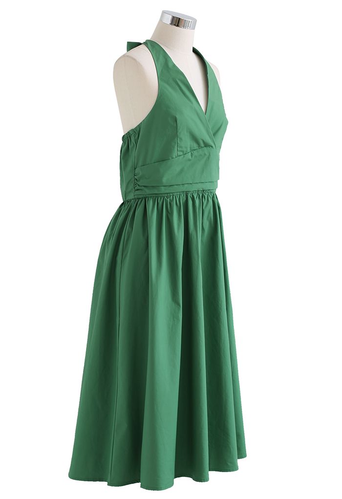 Minimalist Halter Neck Midi Dress in Green - Retro, Indie and Unique ...