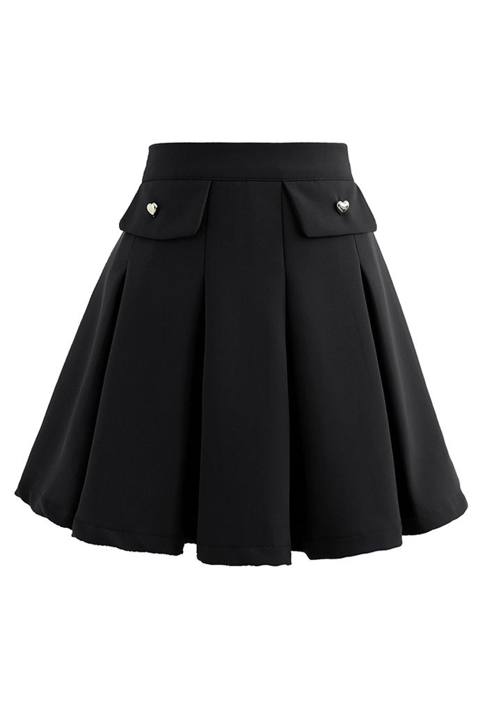 Tiny Heart Button Pleated Mini Skirt in Black
