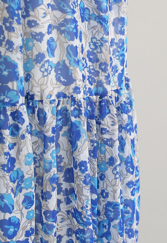 Floret Print V-Neck Frilling Maxi Dress in Blue