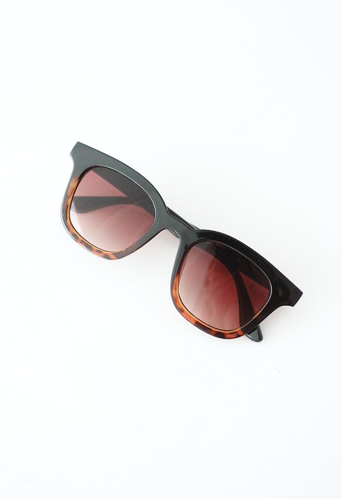 Gradient Lens Wide-Rim Rectangle Shape Sunglasses