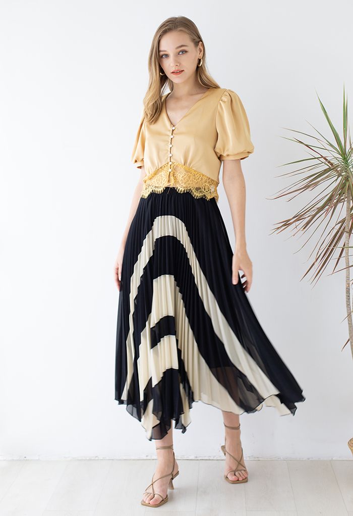 Color Block Asymmetric Pleated Skirt