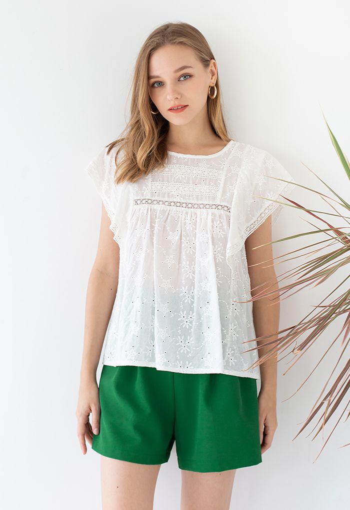 Retro Vibe Embroidered Flower Top in White