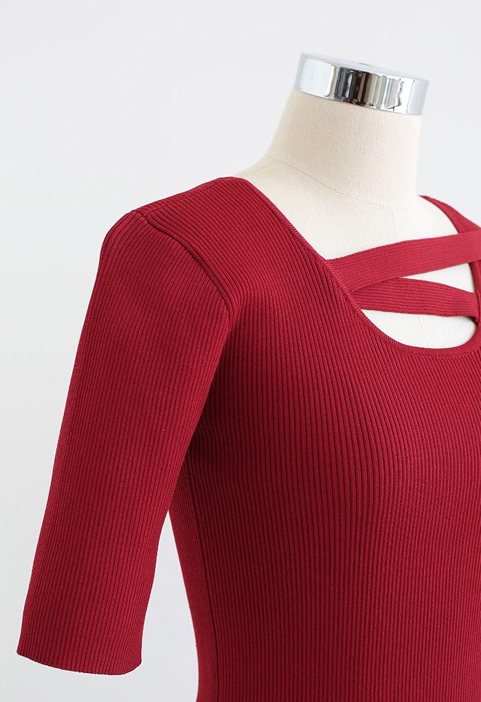 Strap Neck Elbow Sleeve Fitted Knit Top in Red