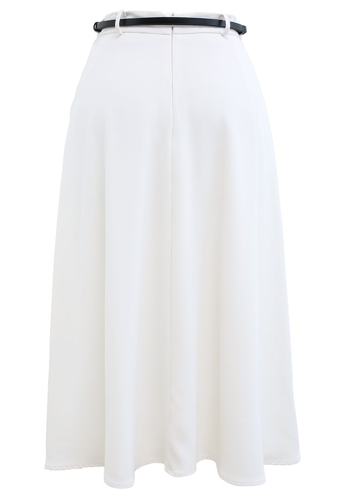 Neat Design Side Pocket Flare Midi Skirt in White