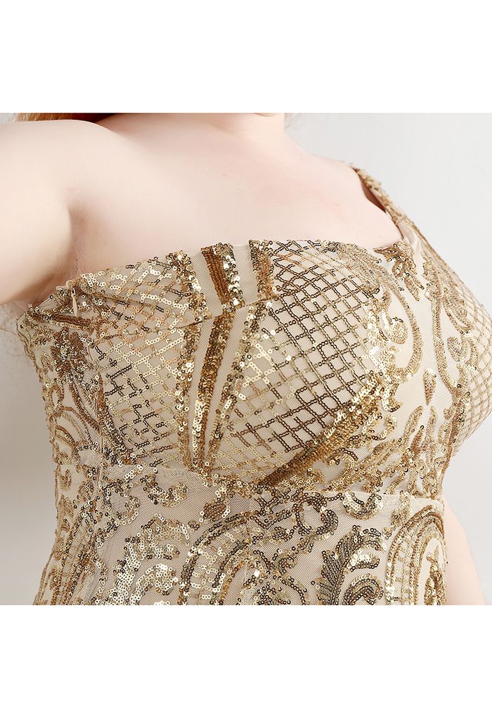 One-Shoulder Floral Lattice Sequined Mesh Gown in Gold