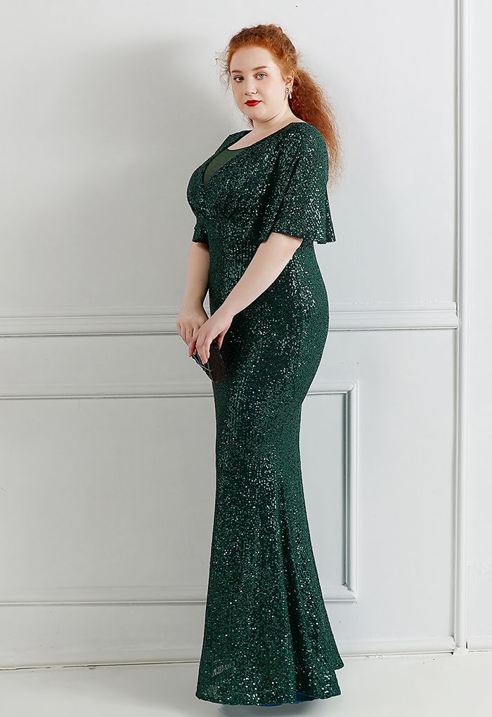 Cape Sleeve Mesh Inserted Sequined Gown in Emerald