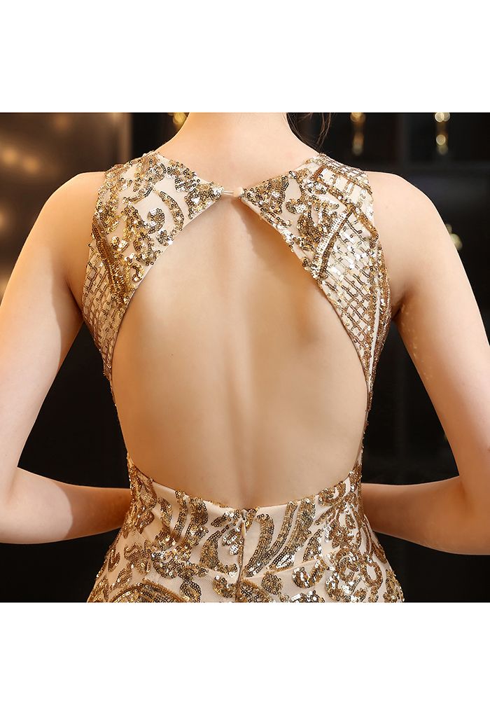 Open Back Flower Lattice Sequined Gown in Gold