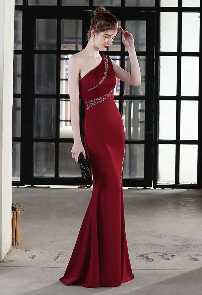 One-Shoulder Colorful Sequin Bodycon Gown in Burgundy
