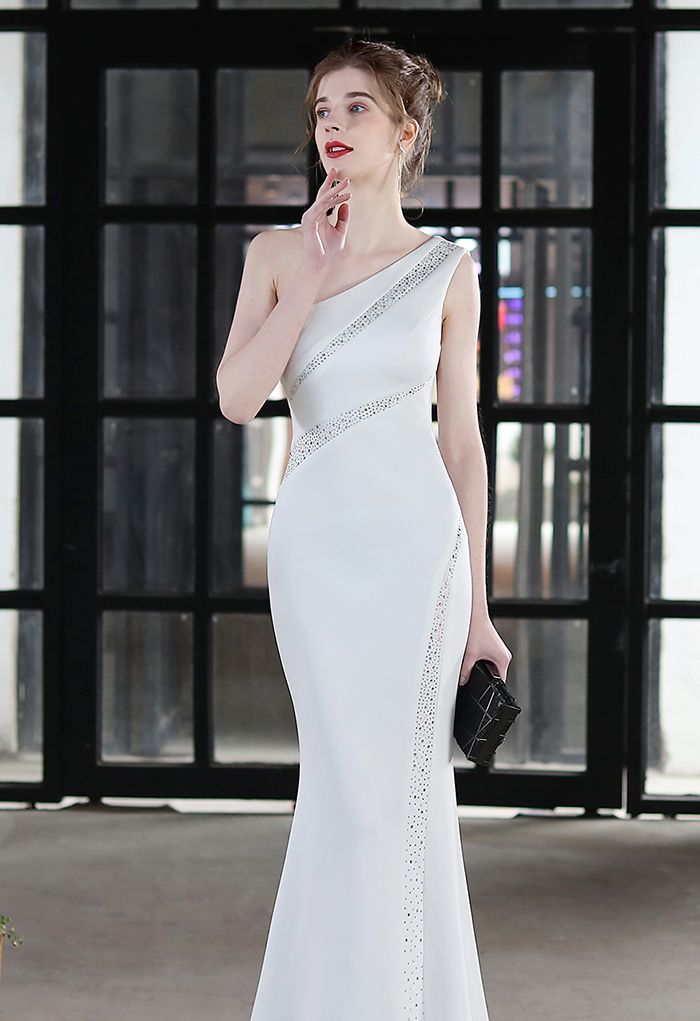 One-Shoulder Colorful Sequin Bodycon Gown in White