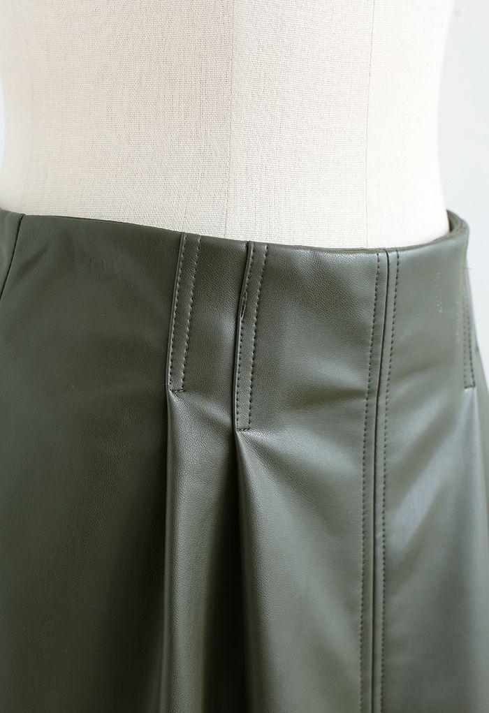 Faux Leather Slit Hem Midi Skirt in Dark Green
