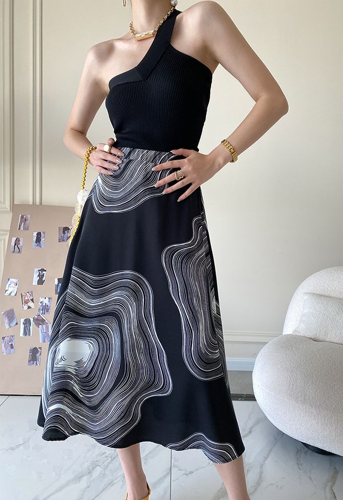 Abstract Printed A-Line Midi Skirt in Black