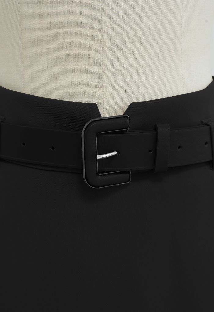 Front Pockets Belted Midi Skirt in Black