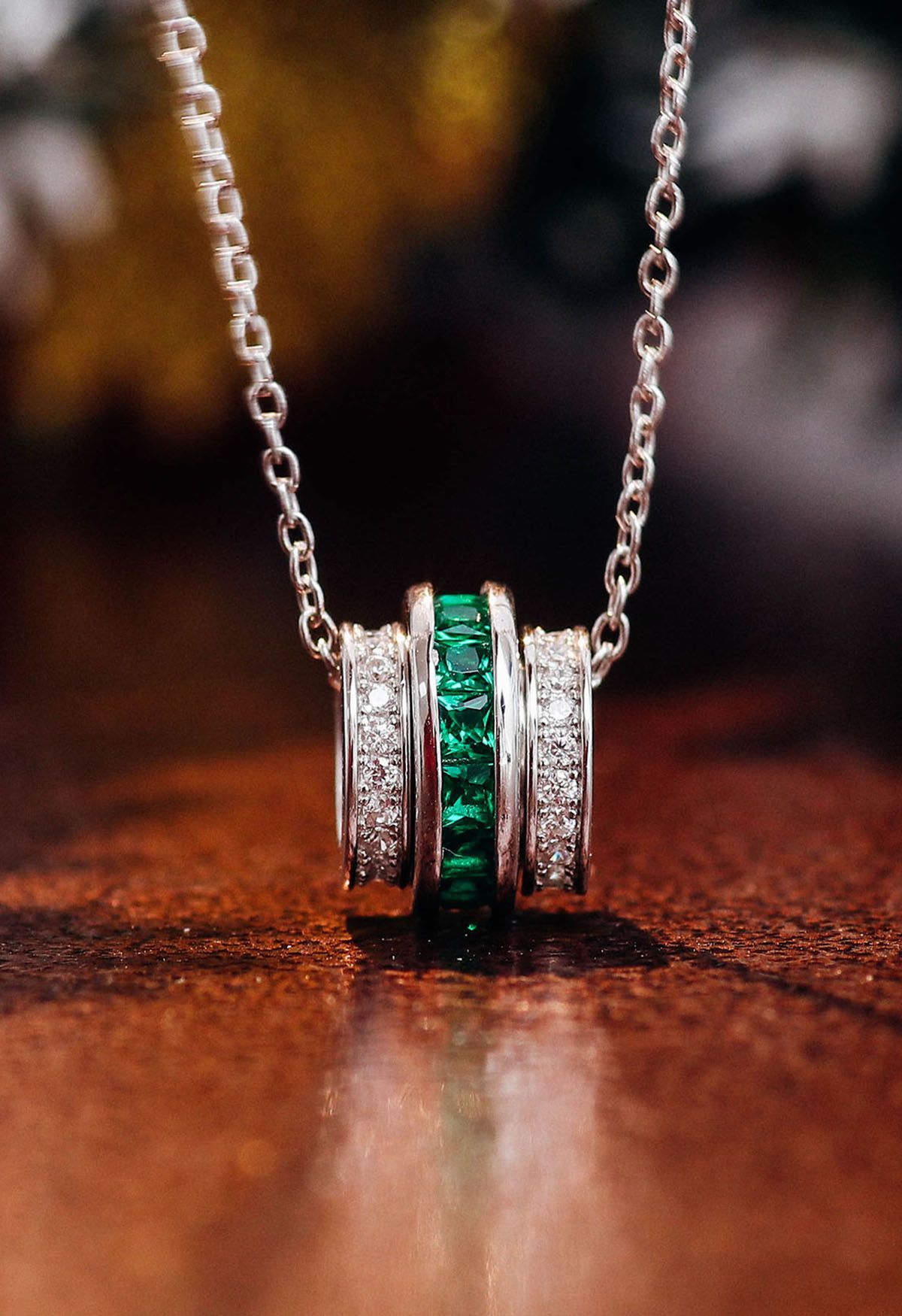 Hollow Round Emerald Gem Necklace