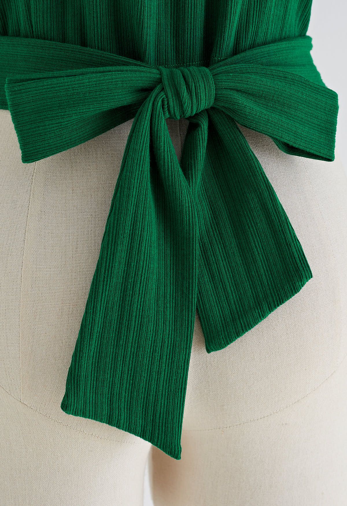 Twisted V-Neck Tie-Bow Crop Top in Green