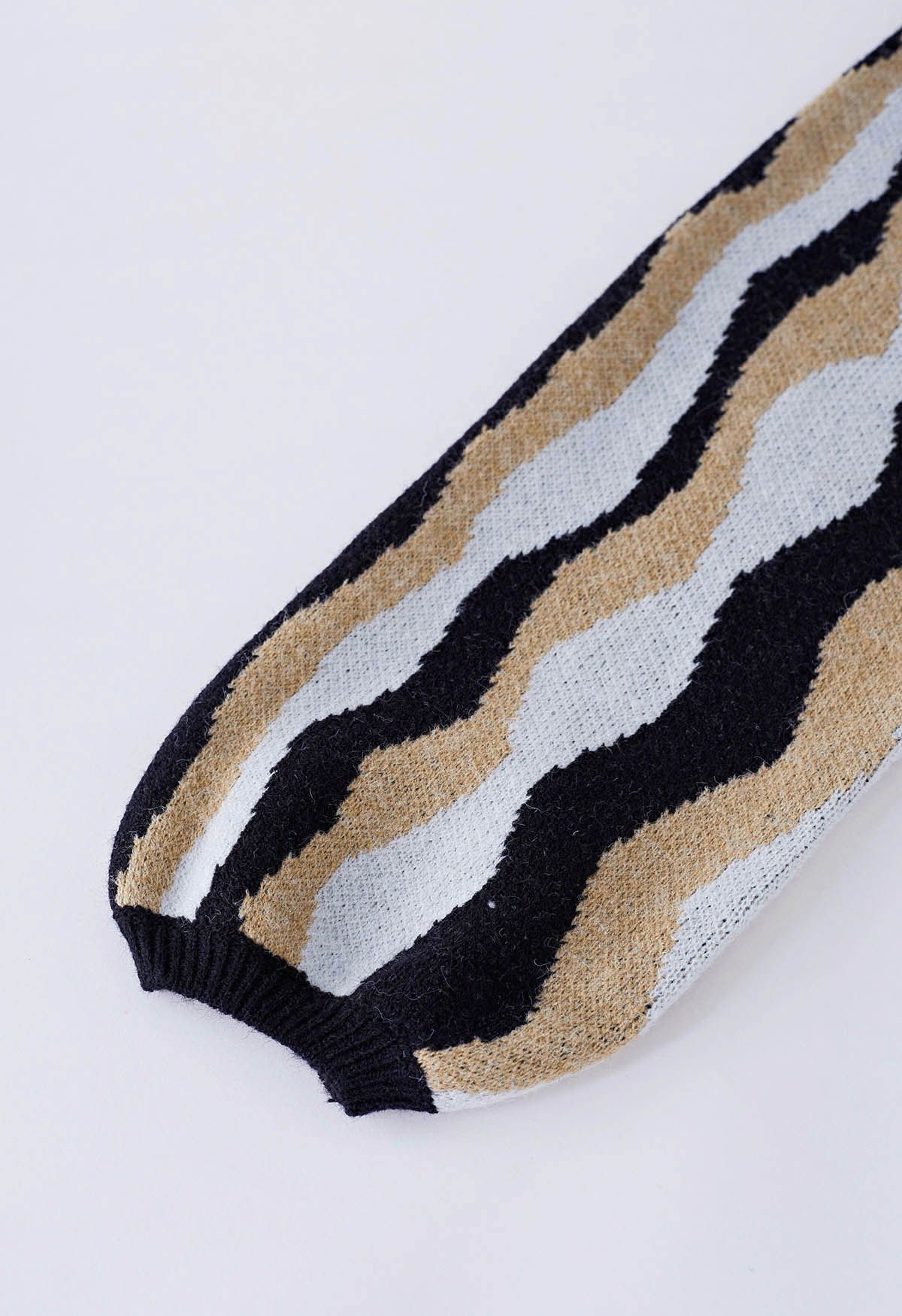 Irregular Stripe Patch Pocket Knit Cardigan in Black
