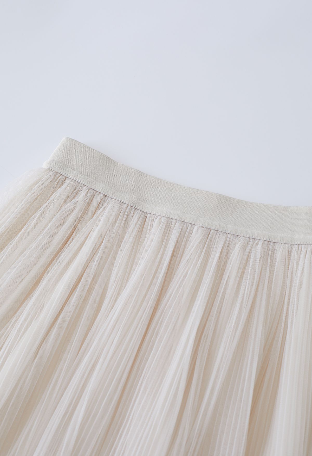 Fairy Plisse Mesh Tulle Midi Skirt in Cream