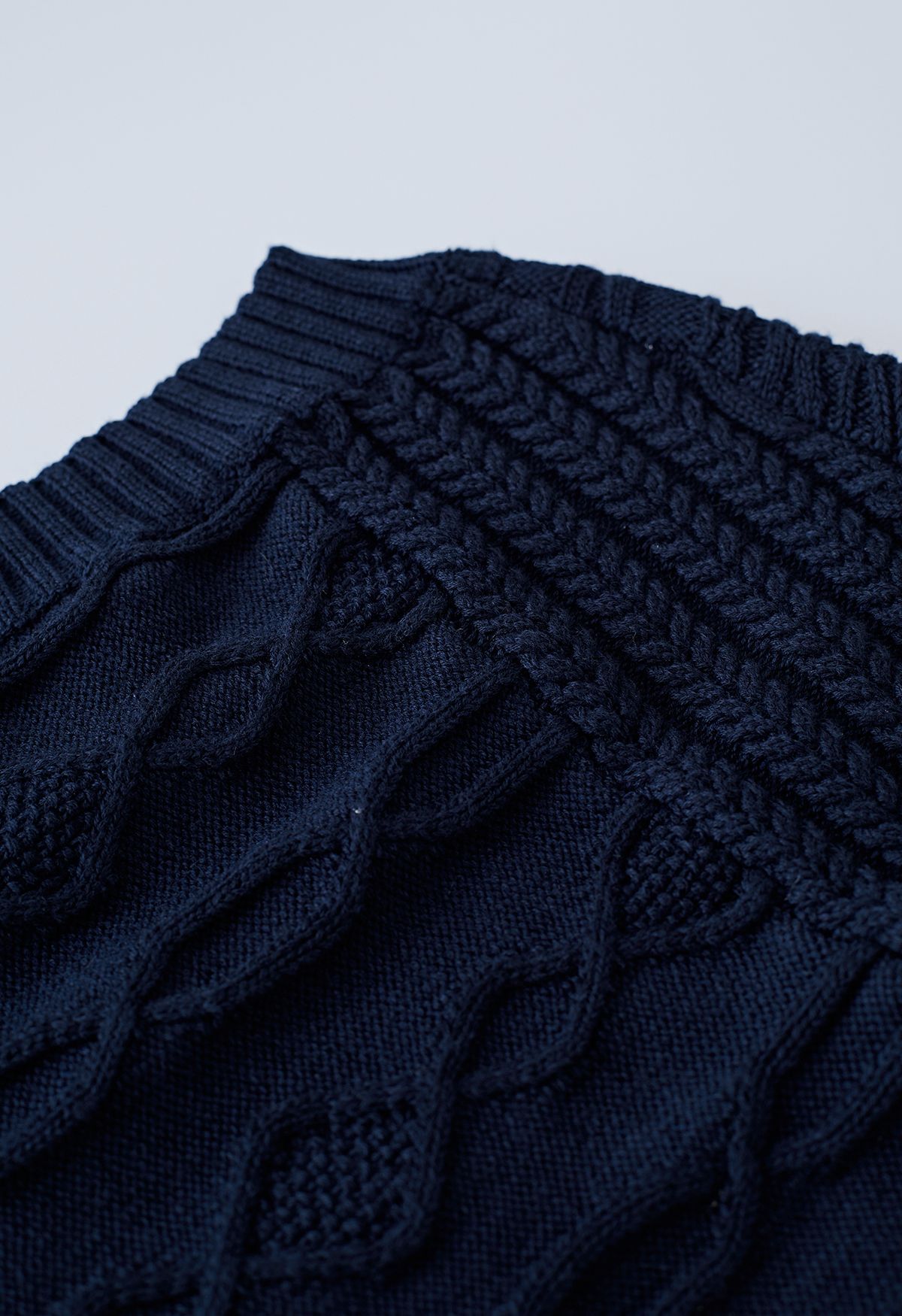 Endearing Braid Texture Vest in Navy