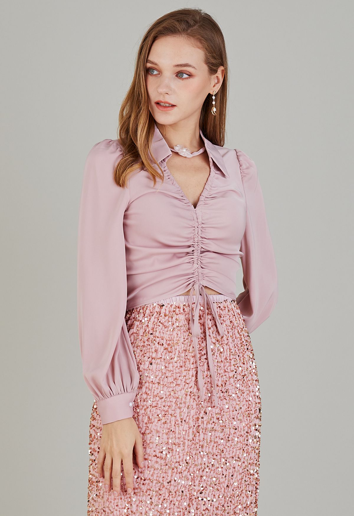 Flower Choker Neck Ruched Crop Top in Pink