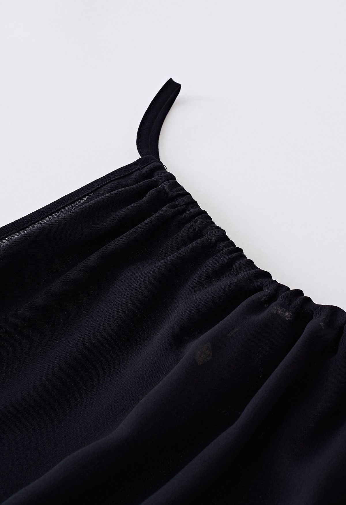 Halter Neck Tie Waist Pleated Dress in Black
