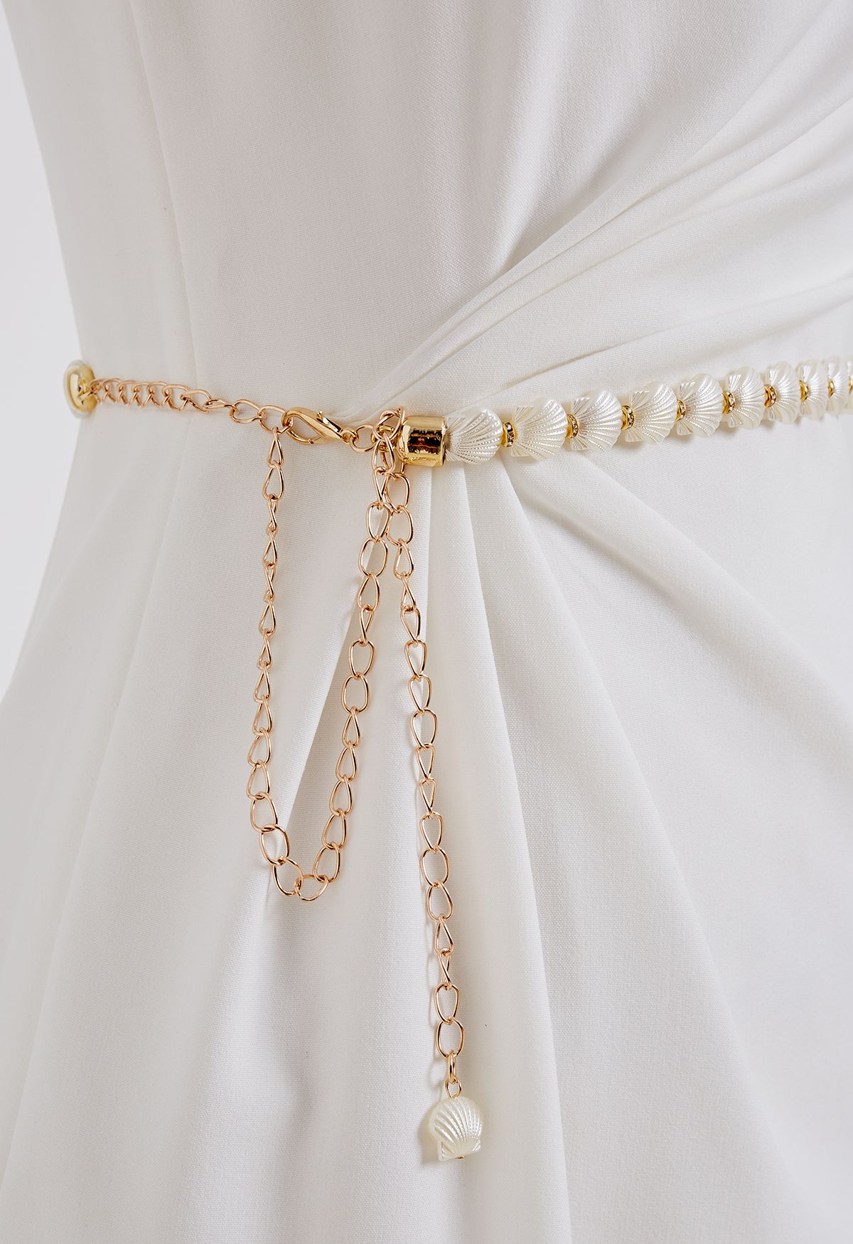 Shimmer Seashell Chain Belt