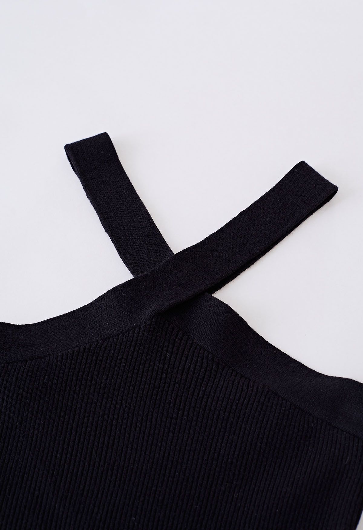 Criss Cross Straps Halter Knit Top in Black