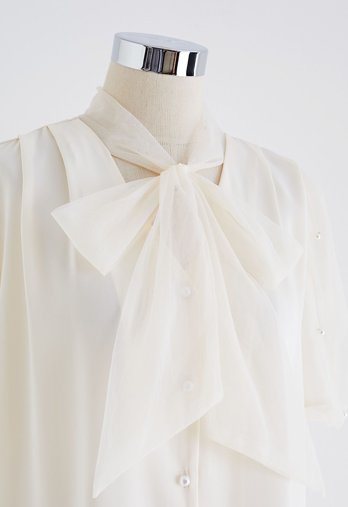 Bowknot Pearly Mesh Sleeve Spliced Satin Shirt in Cream
