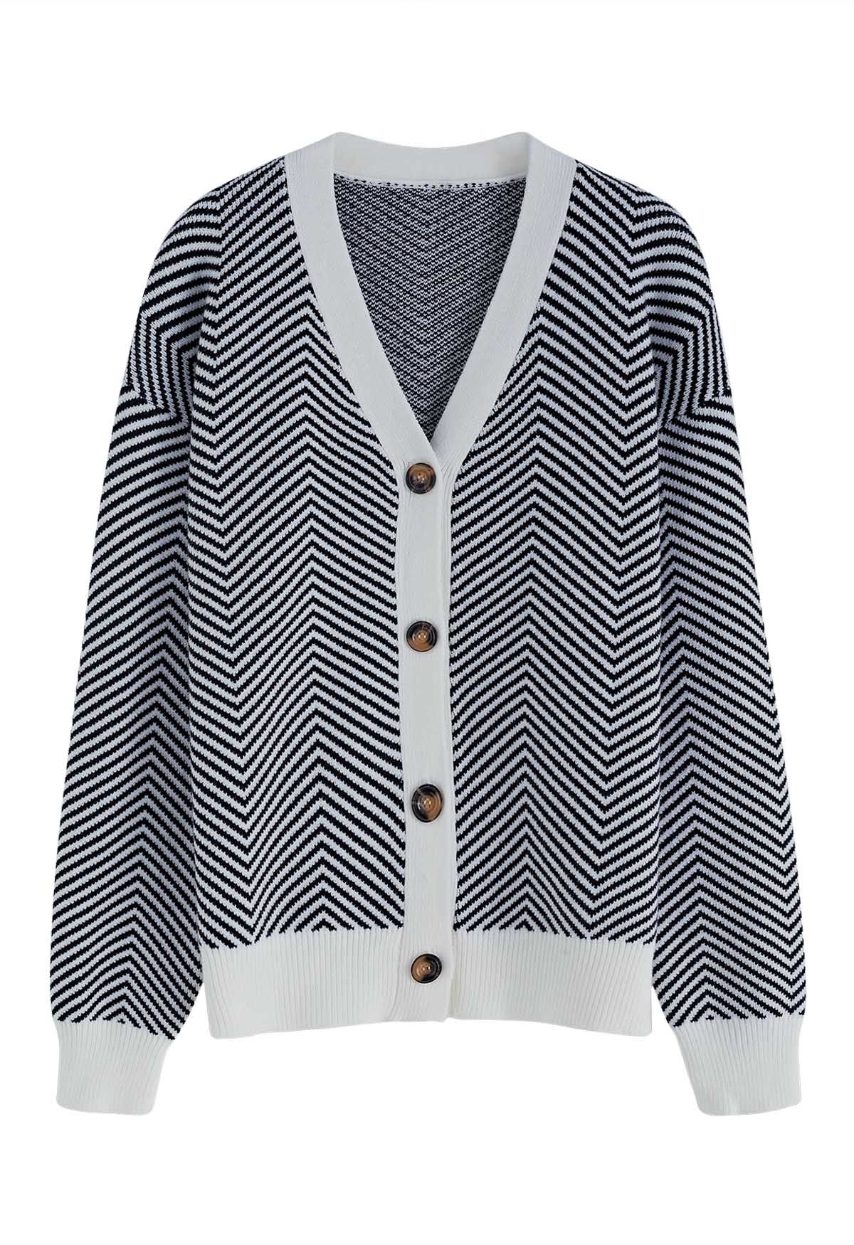 Zigzag Stripe Pattern Buttoned Knit Cardigan in Black