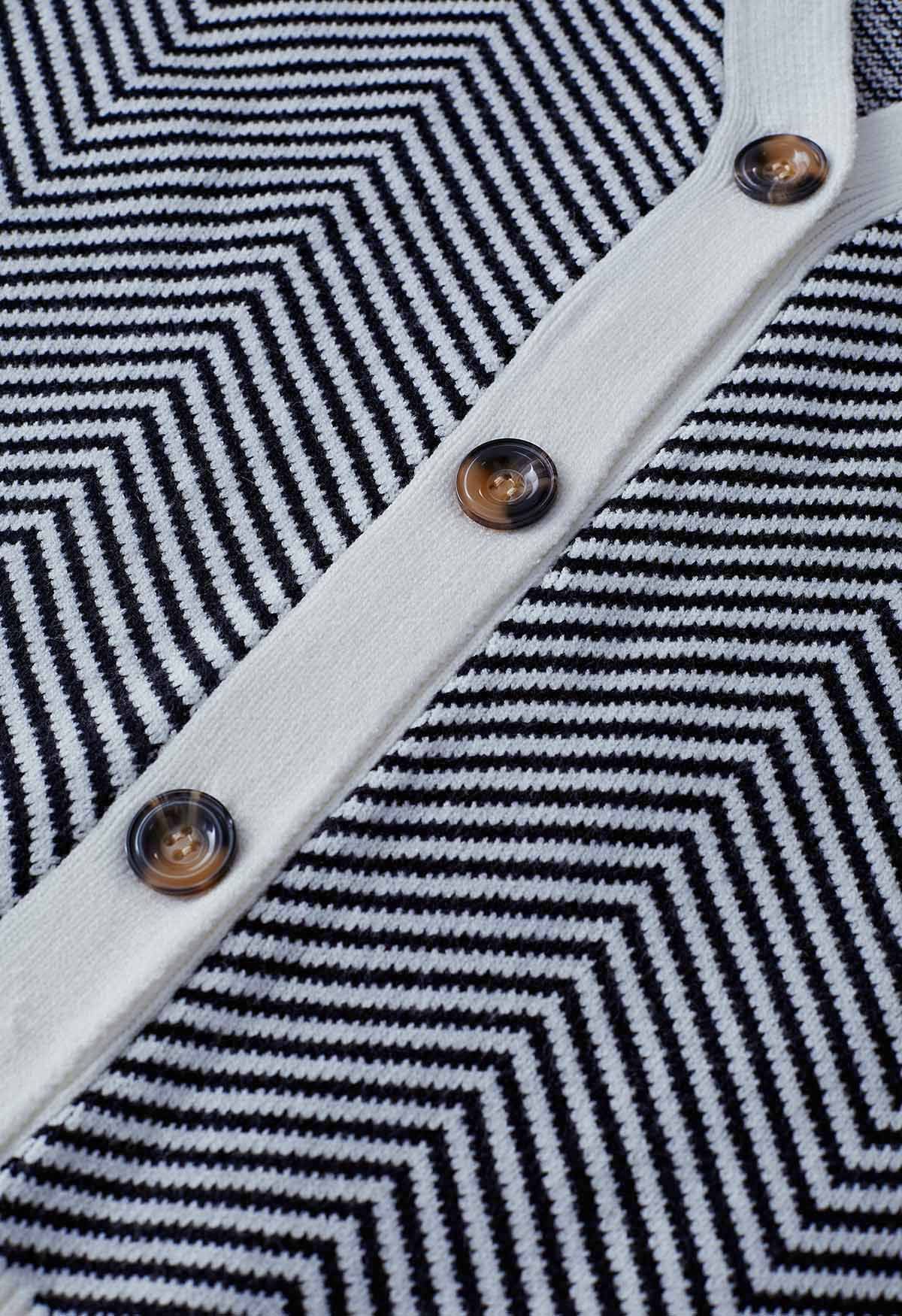 Zigzag Stripe Pattern Buttoned Knit Cardigan in Black - Retro, Indie ...