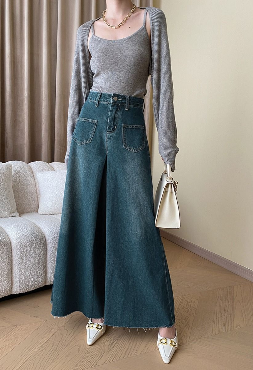 Patch Pocket Frayed Hem Wide-Leg Jeans - Retro, Indie and Unique Fashion