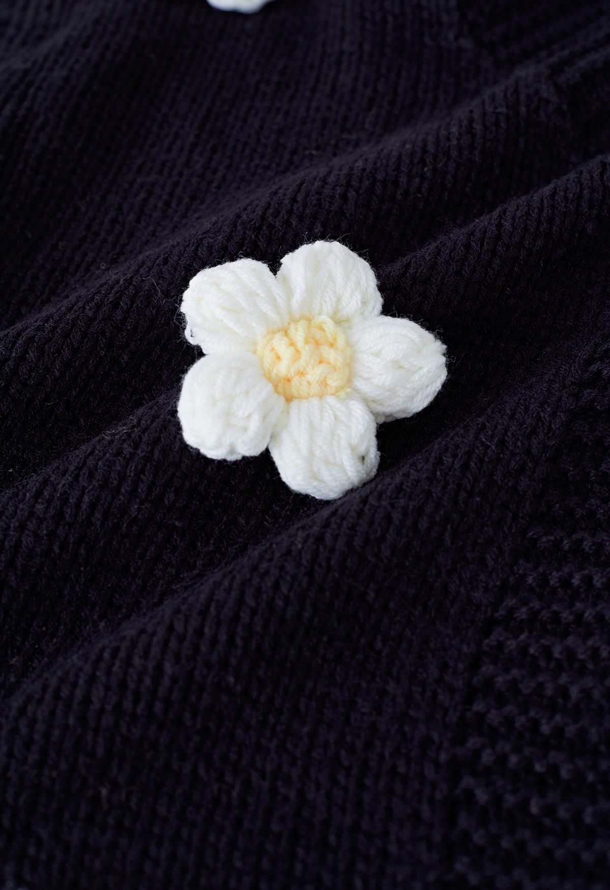 3D Stitch Flower Open Front Knit Cardigan in Black