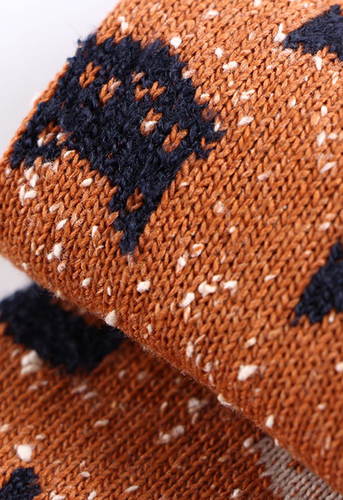 Cat and Fish Pattern Dotted Crew Socks