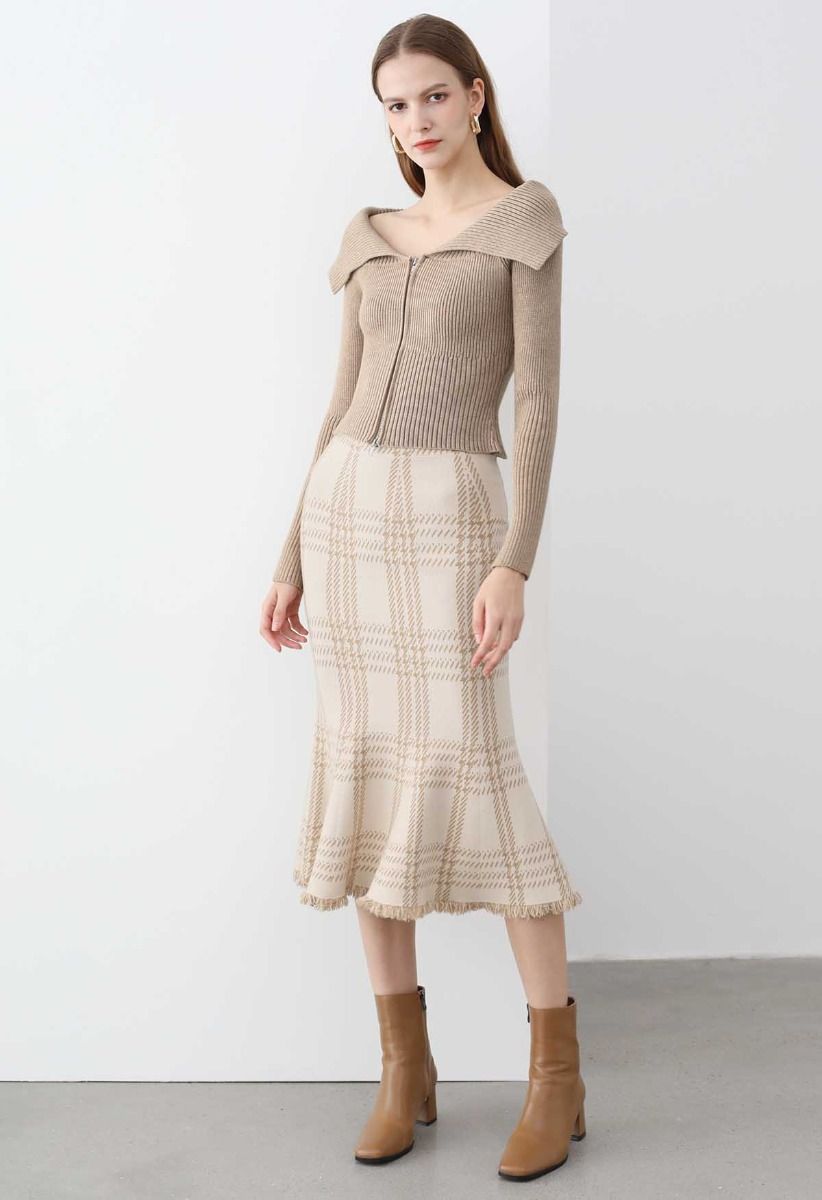 Vintage Plaid Fringed Hemline Knit Skirt in Light Tan