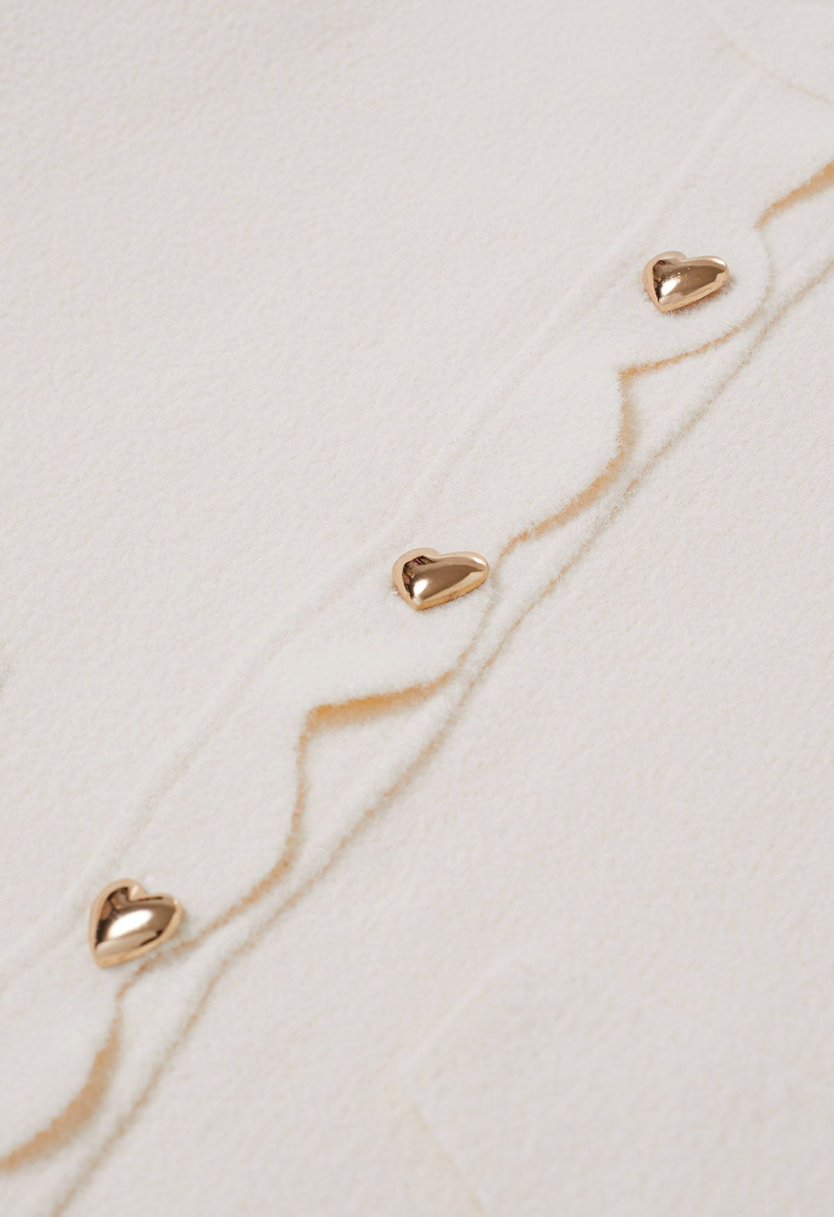 Scallop Edge Heart-Shape Button Knit Cardigan in Cream