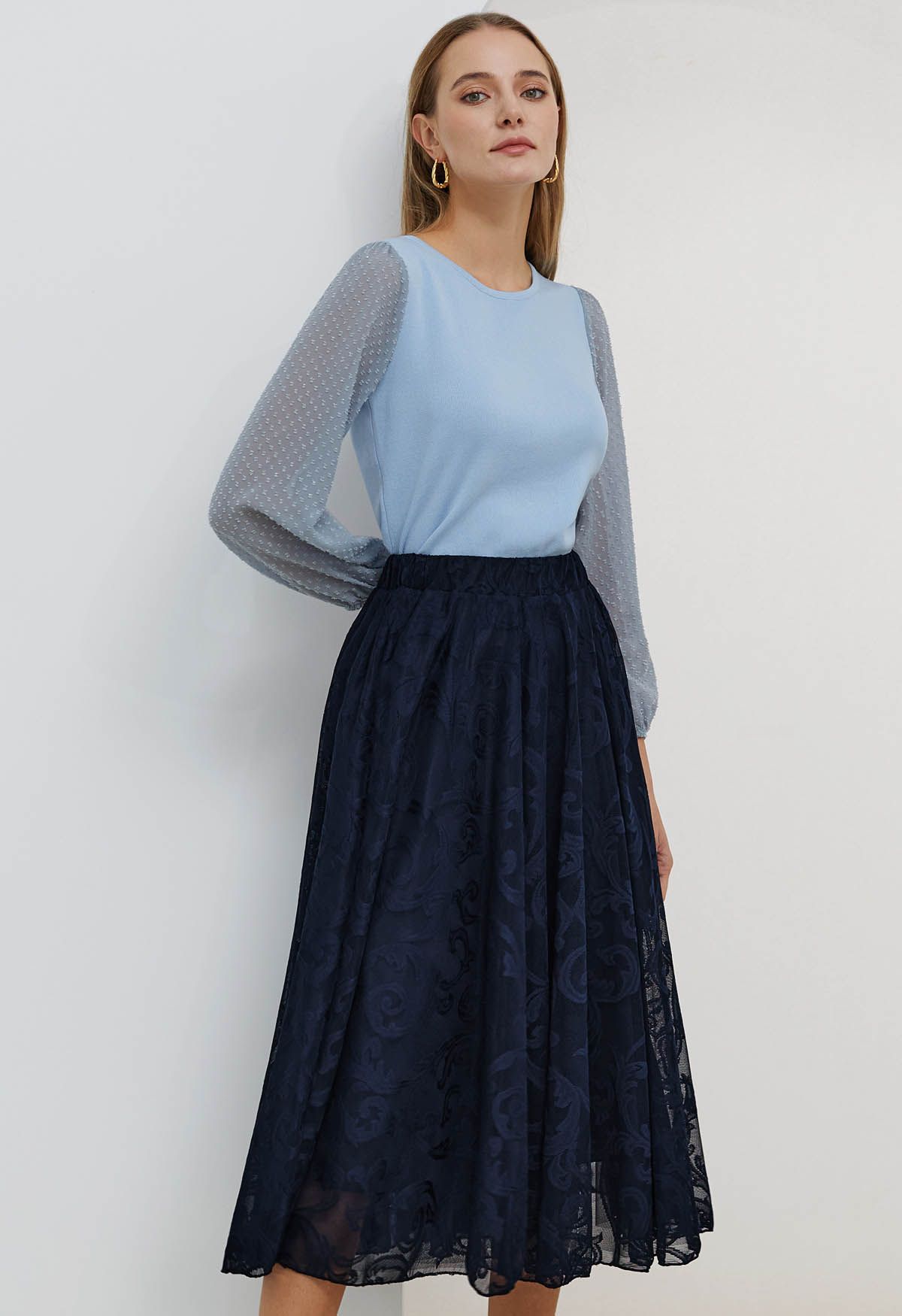 Sophisticated Floral Mesh Tulle Midi Skirt in Navy - Retro, Indie and ...