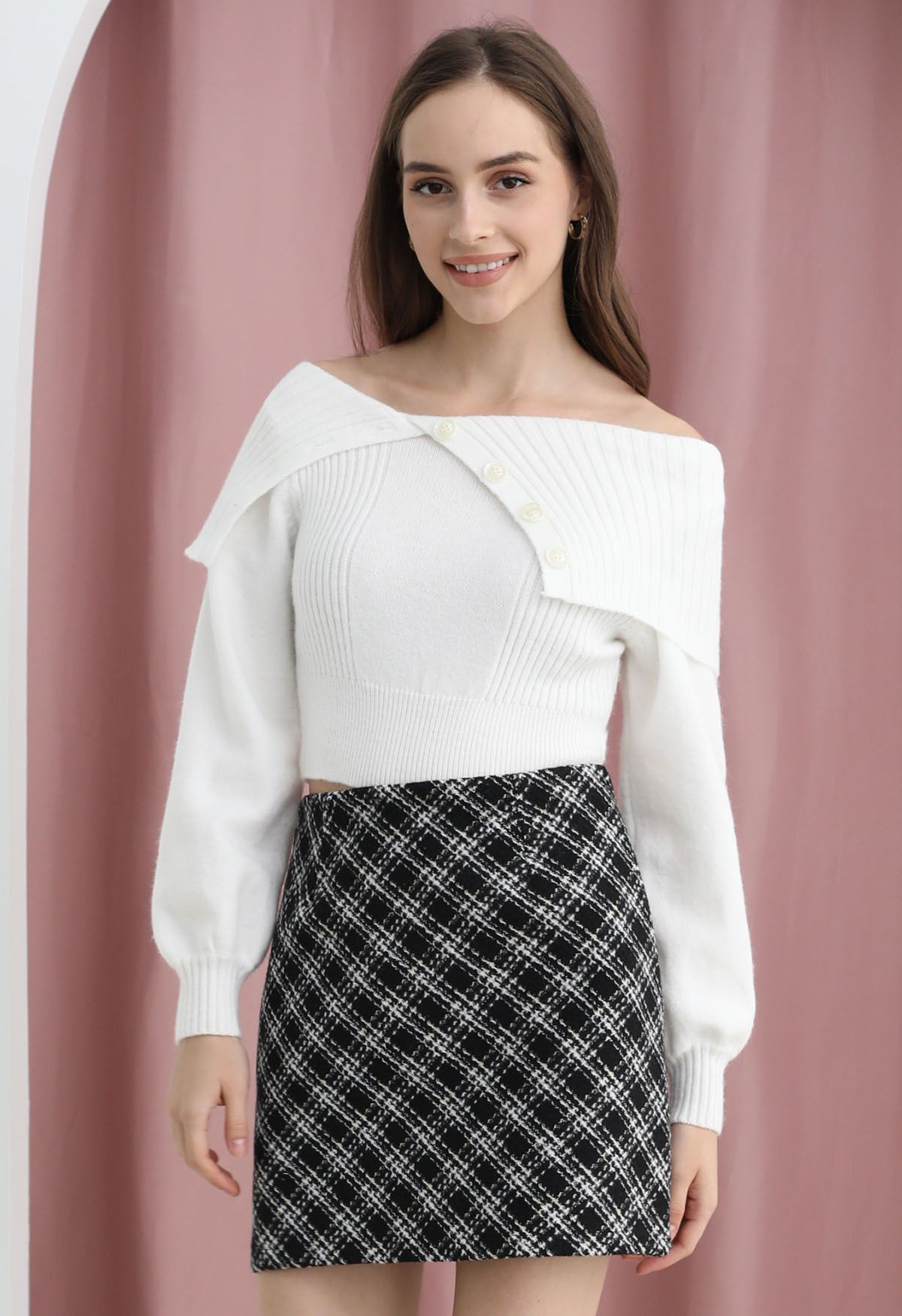Flap Buttoned Collar Knit Crop Top in White