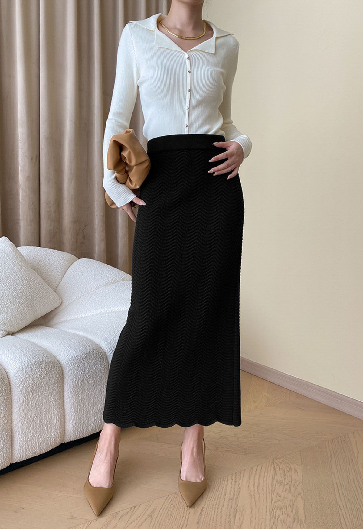Embossed Wavy Texture Knit Pencil Skirt in Black