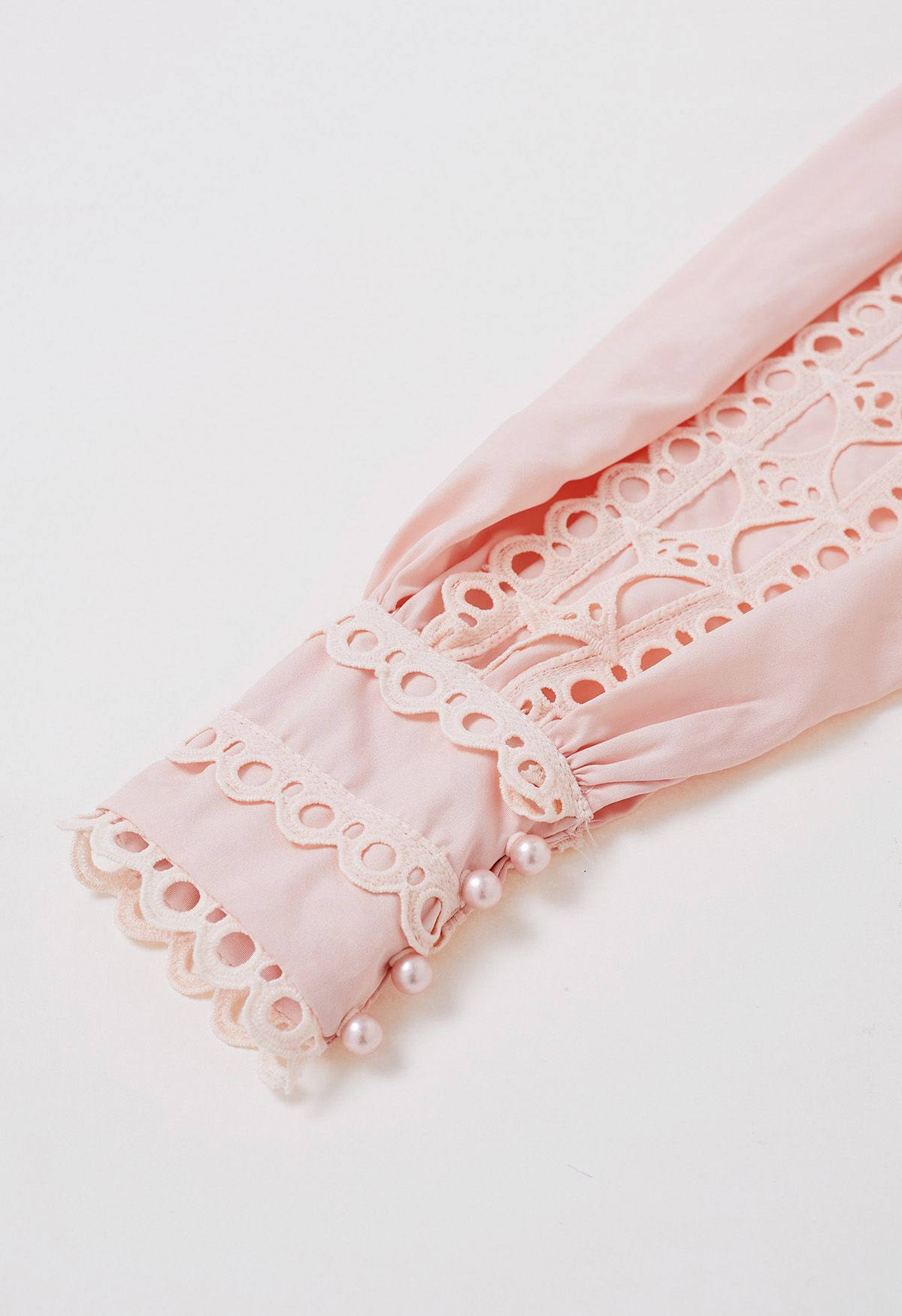 Exquisite Cutwork Bubble Sleeves Button-Up Shirt in Pink