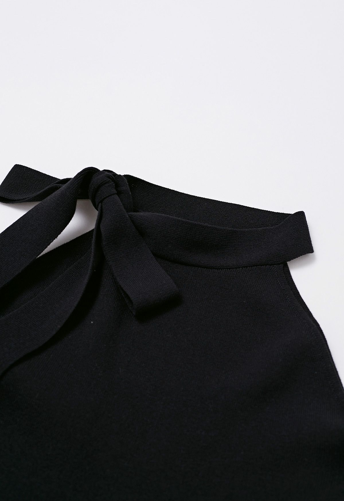 Side Bowknot Neckline Bodycon Knit Dress in Black