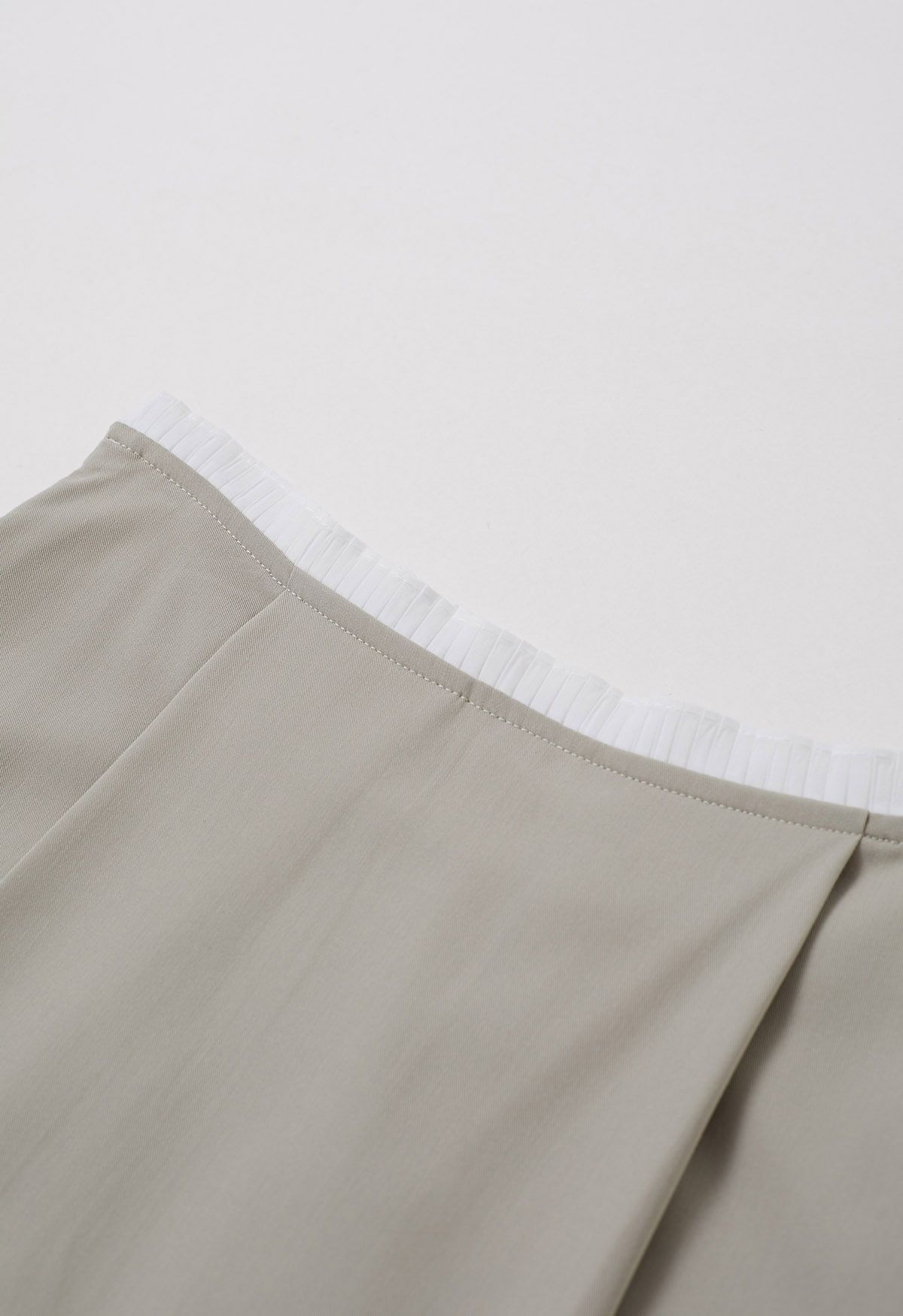 Contrast Pleat Waistband Maxi Skirt in Oatmeal